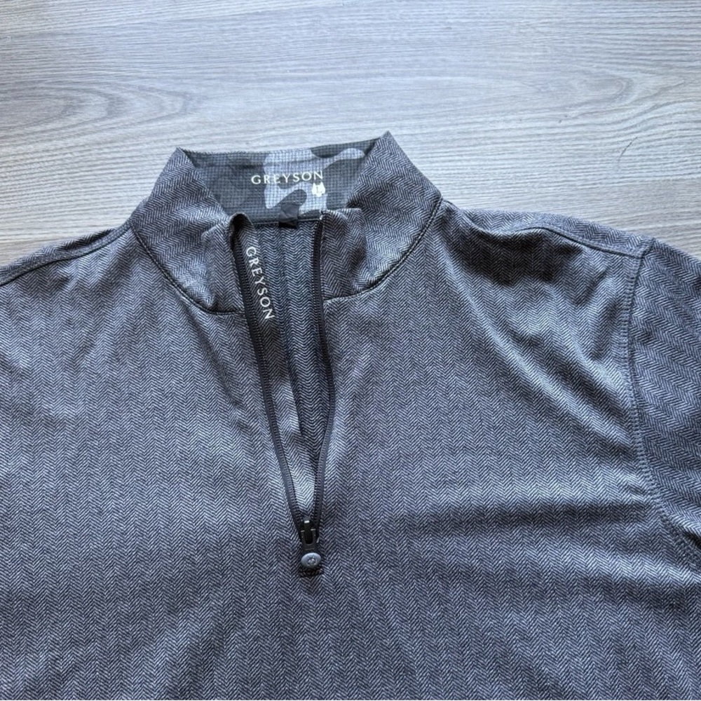 Gray Quarter-Zip Pullover - image 4